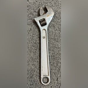 Adjustable Wrench Tool F 8 8”